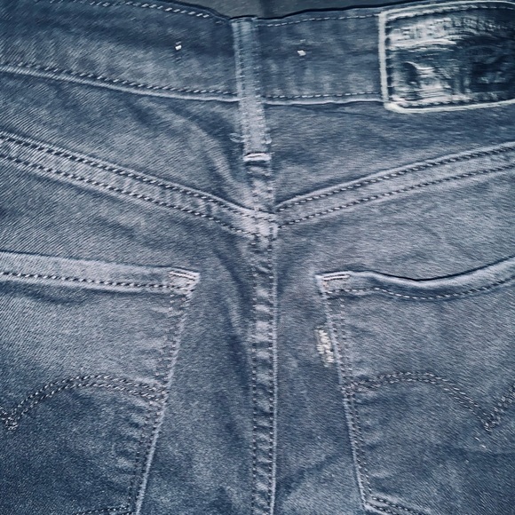 Levi Jeans - Picture 3 of 4